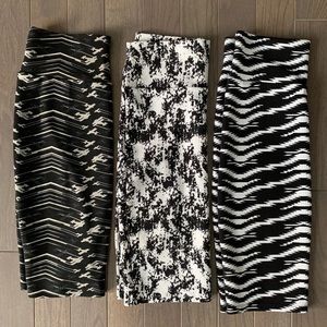 Set of 3 LuLaRoe Cassie XS skirts